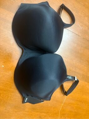 Addition Elle Black Retail Hang Tag